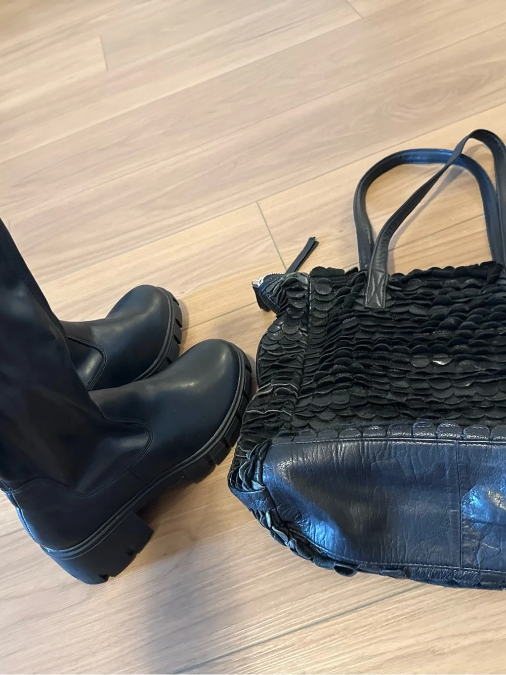 Black Chunky Lug Knee-High Boots - Women's Fashion Riding Style